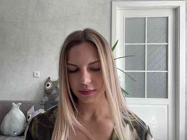 CarlotaWnorowski webcam