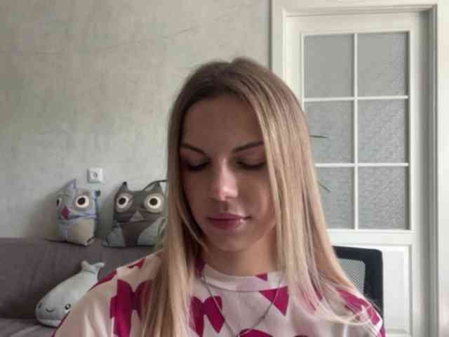 CarlotaWnorowski webcam