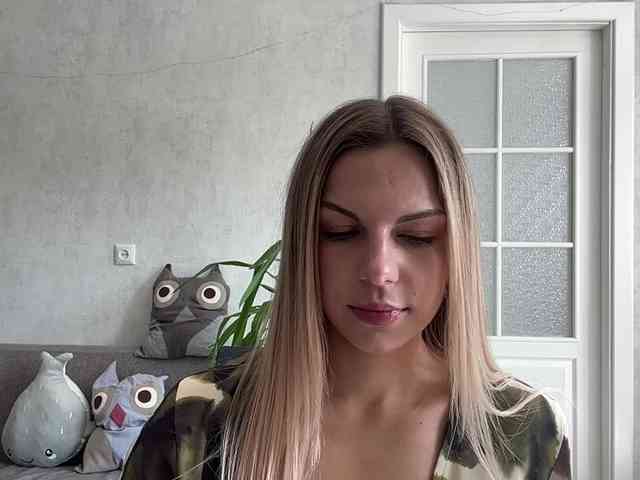 CarlotaWnorowski webcam