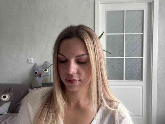 CarlotaWnorowski webcam