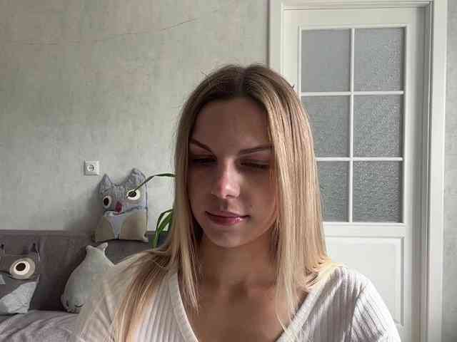 CarlotaWnorowski webcam
