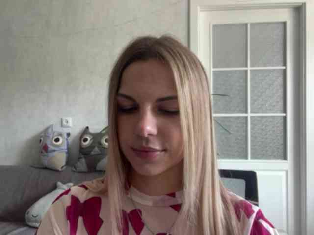 CarlotaWnorowski webcam