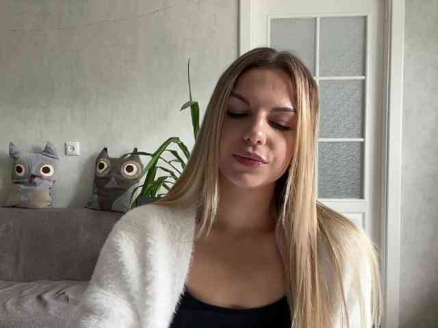 CarlotaWnorowski webcam