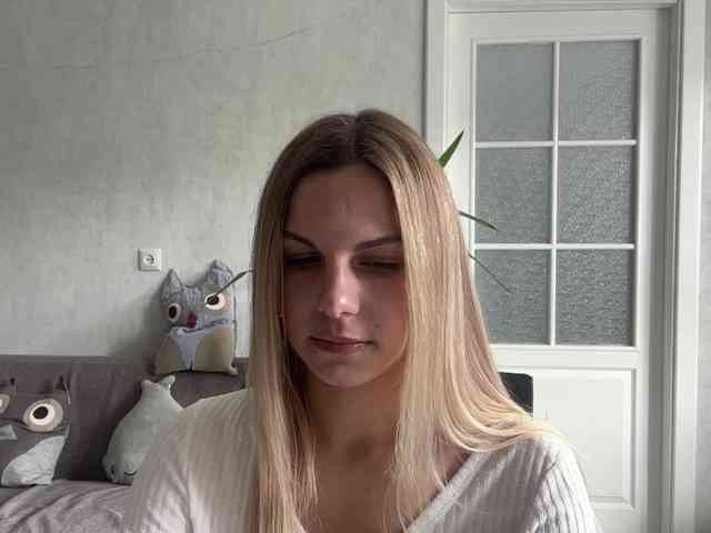 CarlotaWnorowski webcam