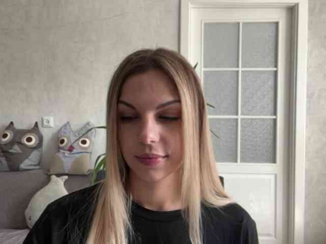 CarlotaWnorowski webcam