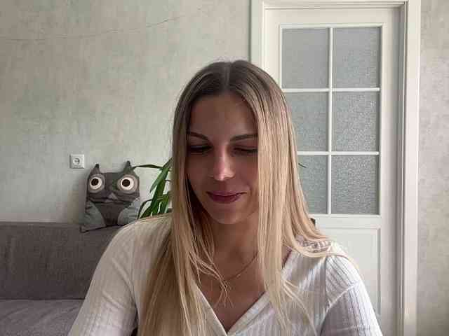 CarlotaWnorowski webcam