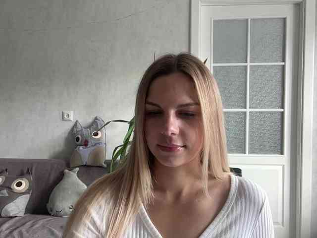 CarlotaWnorowski webcam