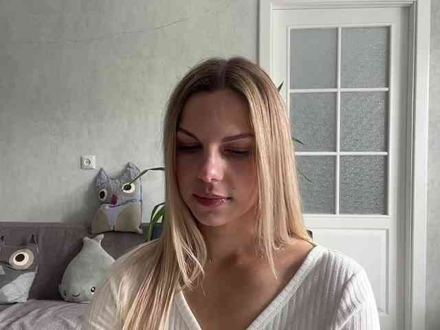 CarlotaWnorowski webcam