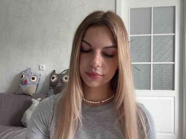 CarlotaWnorowski webcam