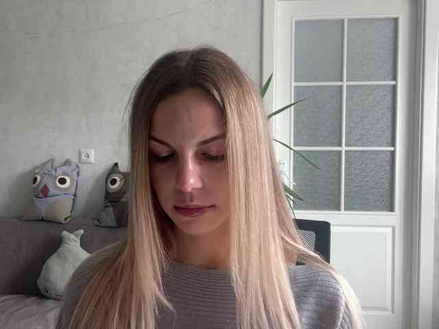 CarlotaWnorowski webcam