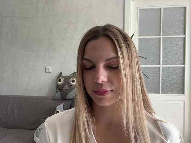 CarlotaWnorowski webcam