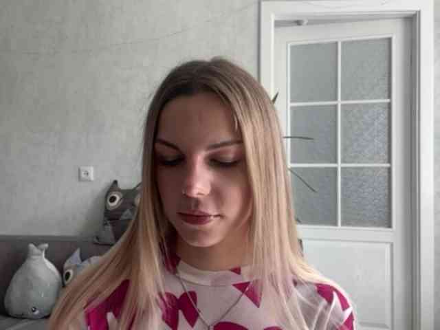 CarlotaWnorowski webcam