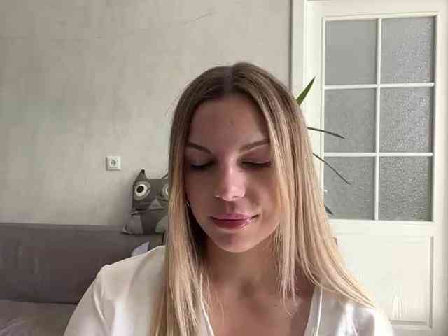 CarlotaWnorowski webcam