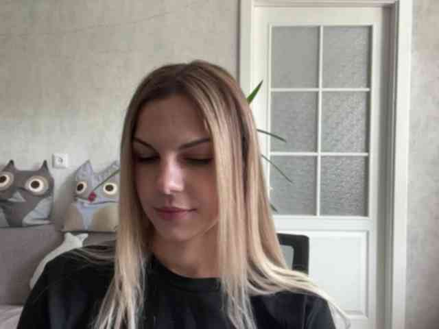 CarlotaWnorowski webcam