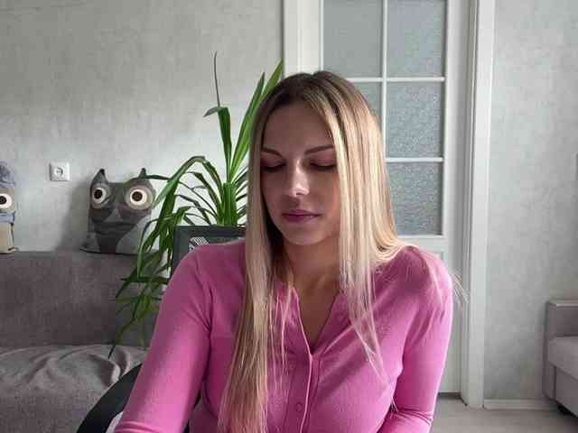 CarlotaWnorowski webcam