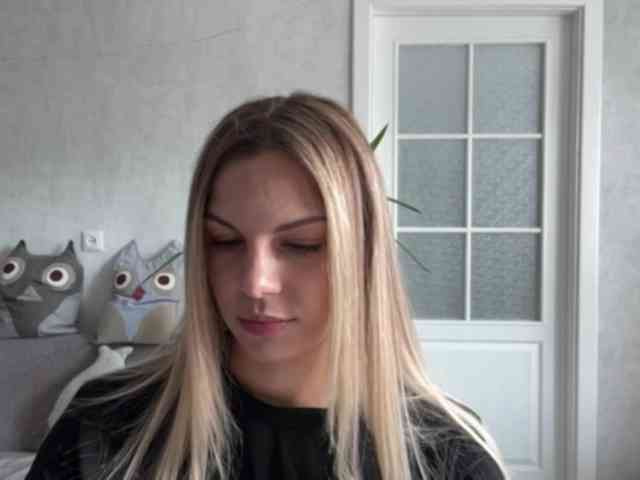CarlotaWnorowski webcam