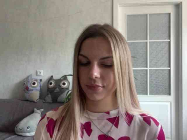 CarlotaWnorowski webcam