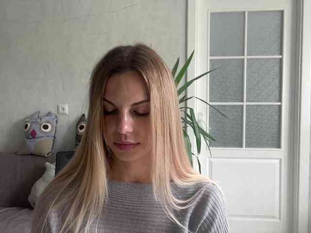 CarlotaWnorowski webcam
