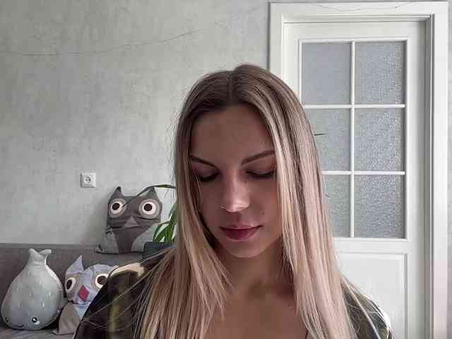 CarlotaWnorowski webcam