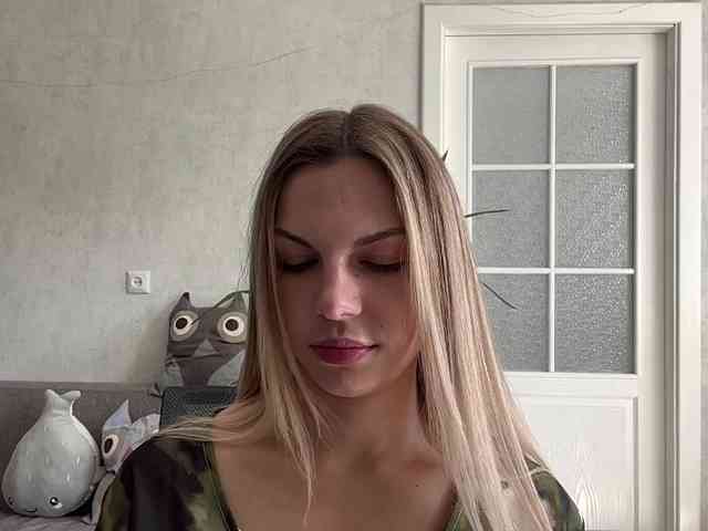 CarlotaWnorowski webcam