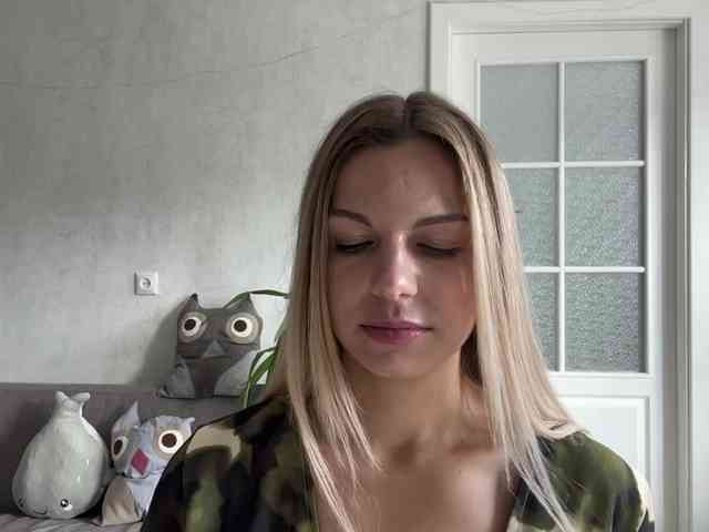 CarlotaWnorowski webcam