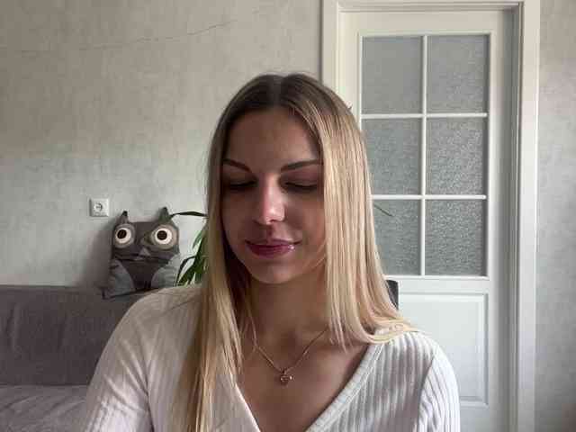 CarlotaWnorowski webcam