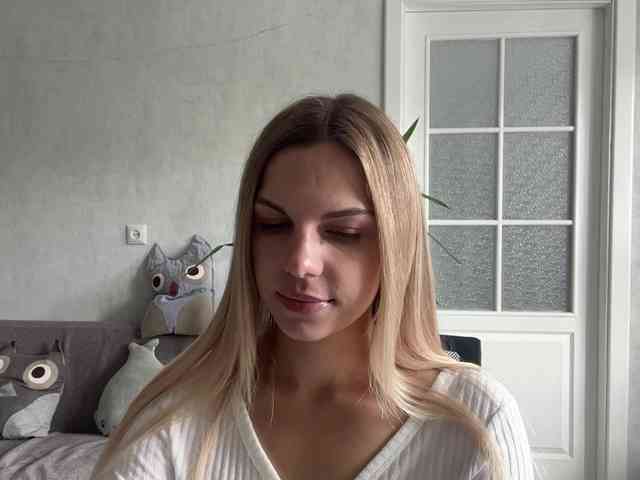 CarlotaWnorowski webcam
