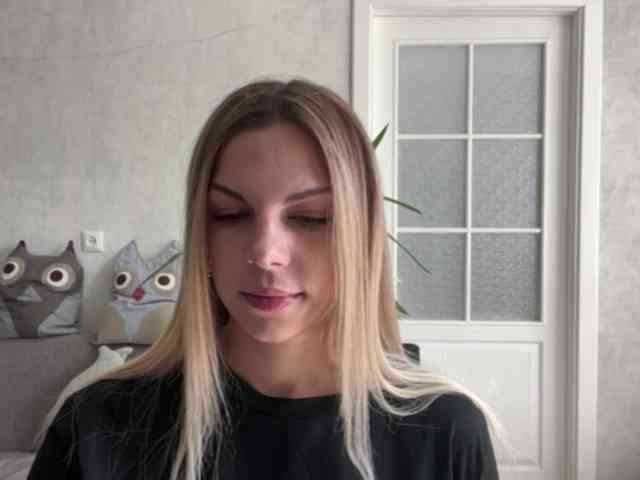 CarlotaWnorowski webcam