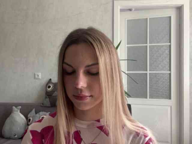 CarlotaWnorowski webcam
