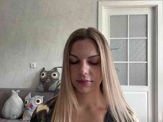 CarlotaWnorowski webcam