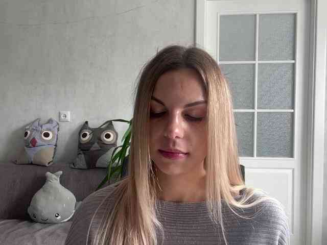 CarlotaWnorowski webcam
