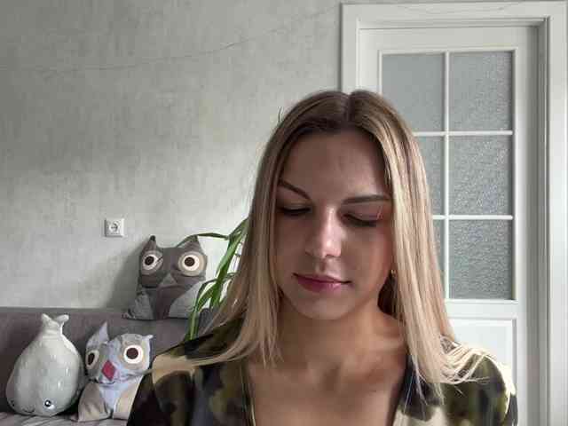 CarlotaWnorowski webcam