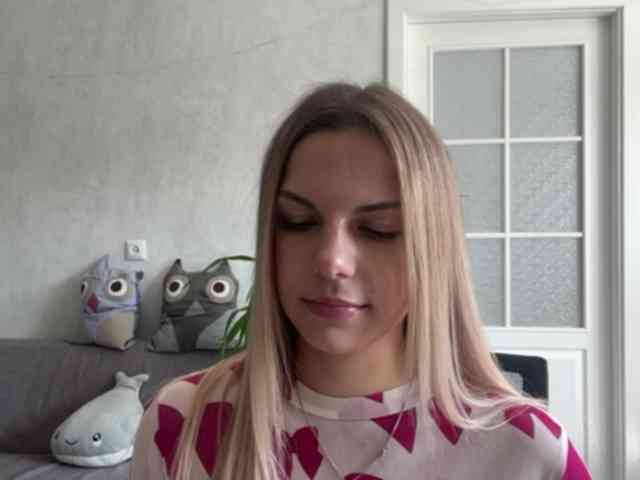 CarlotaWnorowski webcam