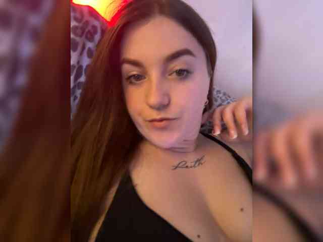 Kissss2424 webcam