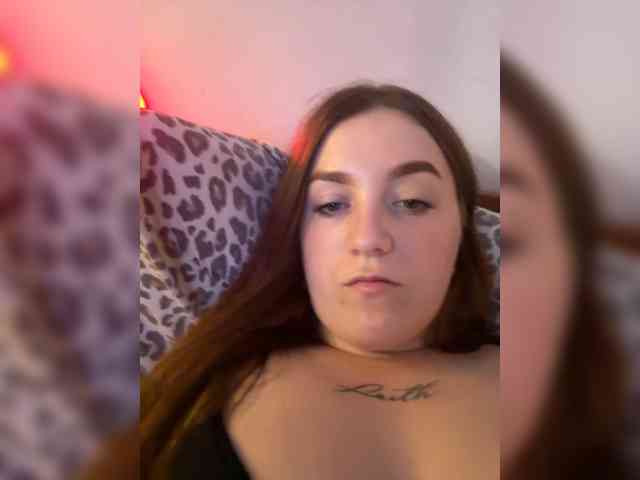 Kissss2424 webcam