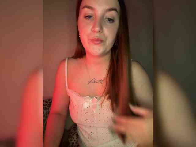 Kissss2424 webcam