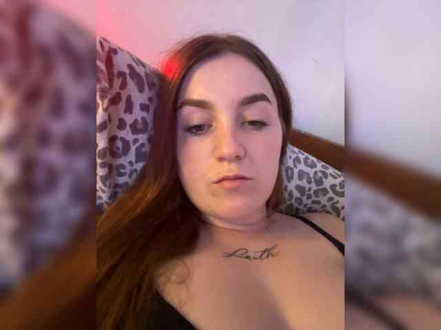 Kissss2424 webcam