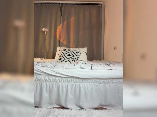 JunneWers live cam on BongaCams