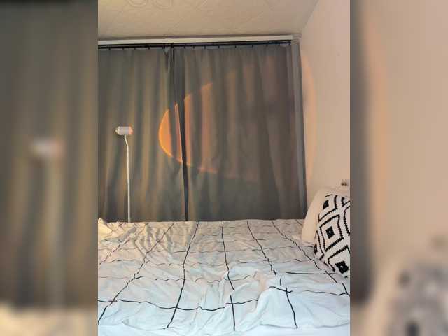 JunneWers live cam on BongaCams