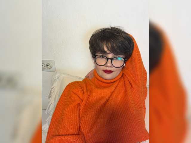 JunneWers live cam on BongaCams