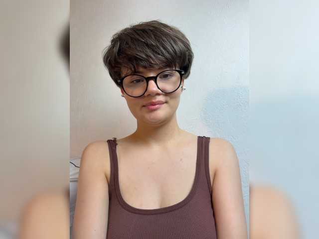 JunneWers live cam on BongaCams