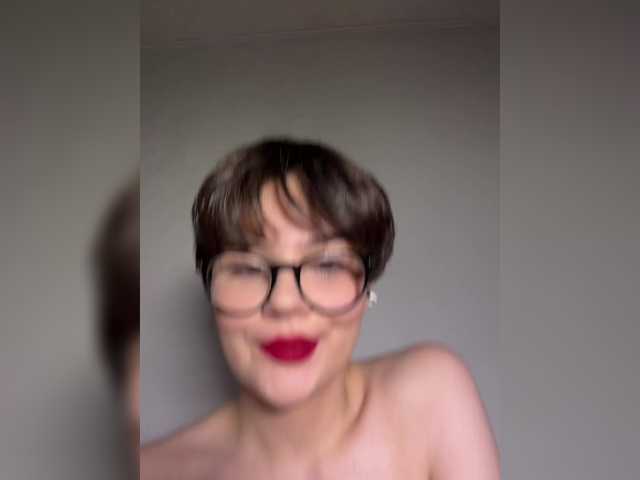 JunneWers live cam on BongaCams
