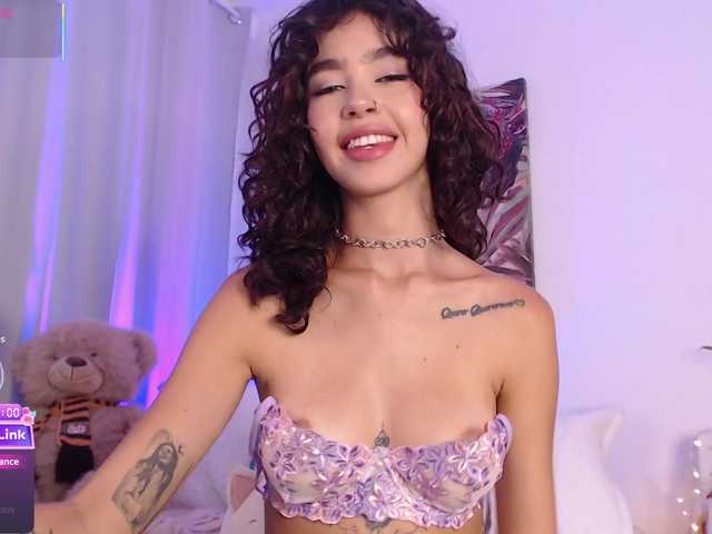 GoddessSnake live cam on BongaCams