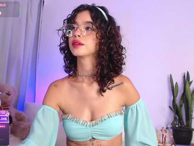 GoddessSnake live cam on BongaCams