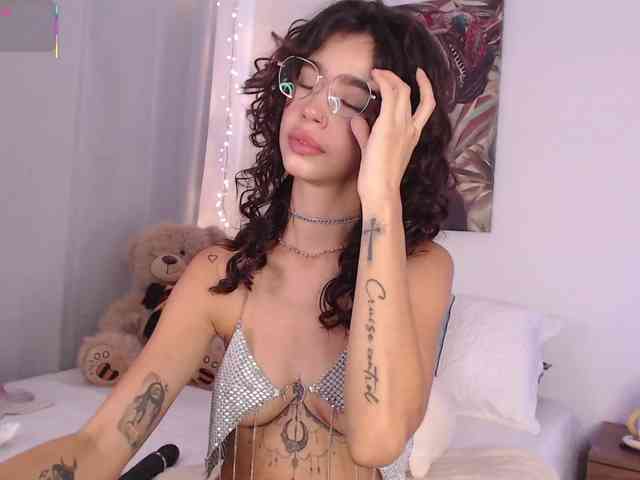 GoddessSnake webcam