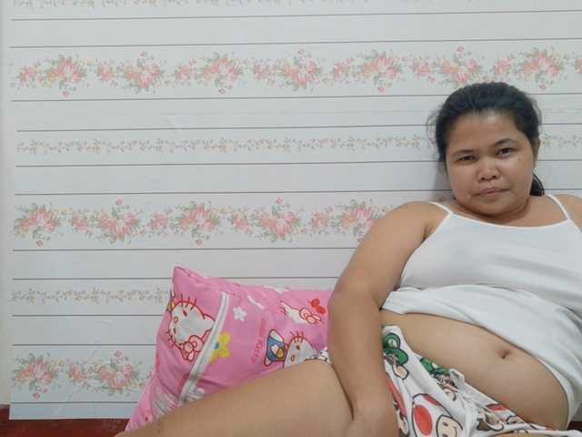 Sweetbigtits69 live webcam show