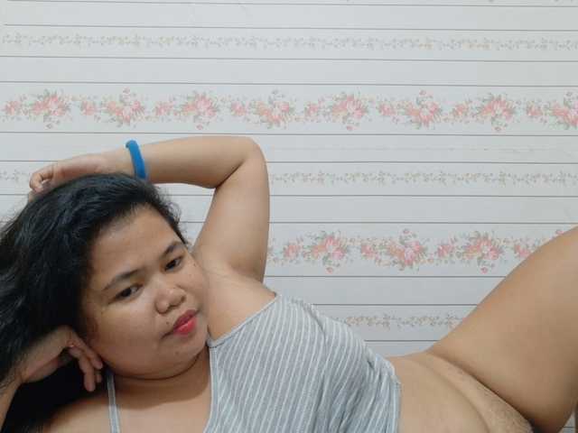 Sweetbigtits69