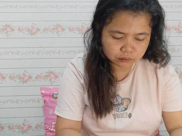 Sweetbigtits69 live cam on BongaCams