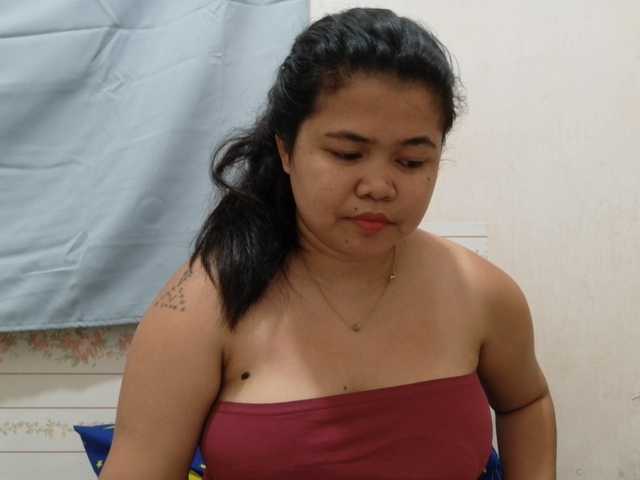 Sweetbigtits69 live cam on BongaCams