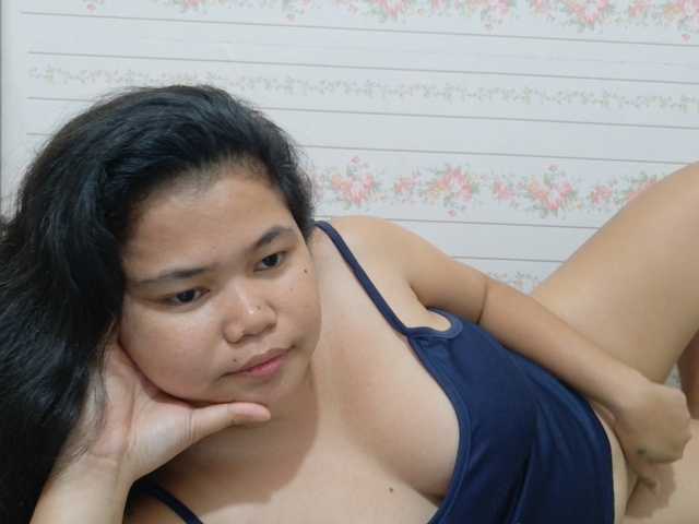 Sweetbigtits69 live cam on BongaCams
